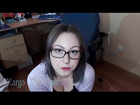 ❤️ Нүдний шилтэй тачаангуй охин камер дээр Шодойг гүн хөхөж байна ️ Порно видео манайд ❌❤