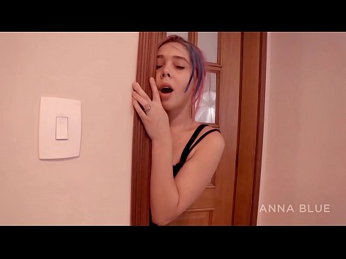 ❤️ Би ах руугаа буцаж ирлээ. Би түүний найз охинтой бэлгийн харьцаанд орсон. лесби нөхөн төлбөр. ️ Порно видео манайд ❌❤